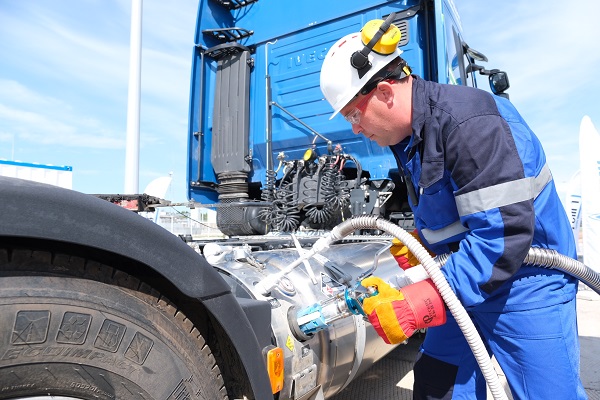 В Карагайском муниципальном округе ввели в промышленную эксплуатацию первый в Прикамье криогенный топливозаправочный пункт (криоТЗП) модульного типа. 
